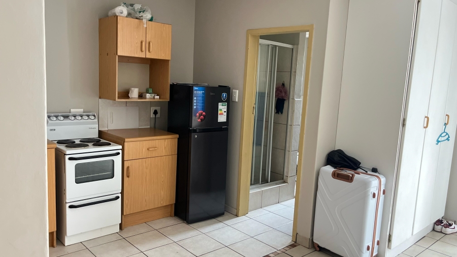0 Bedroom Property for Sale in Kannoniers Park North West
